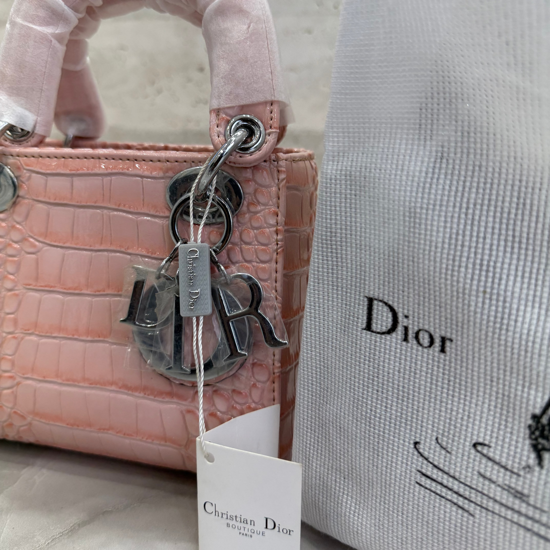 Christian dior Lady Dior Bag ( PINK )
