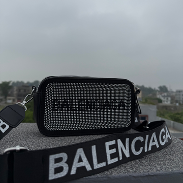 BALENCIAGA ( BLACK )