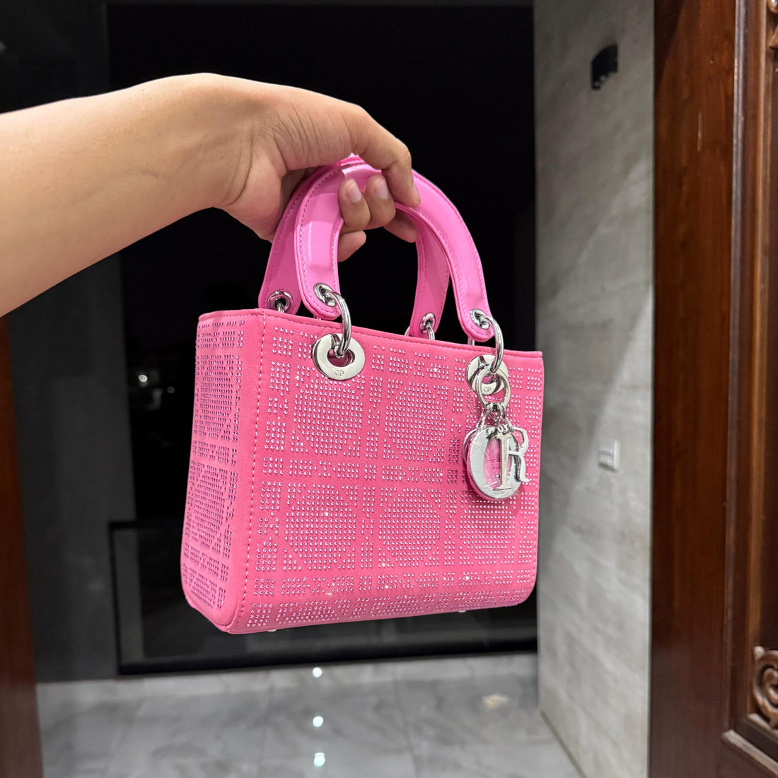 Christian dior Lady Dior Bag(PINK cannage silk with crystal bead embroidery)