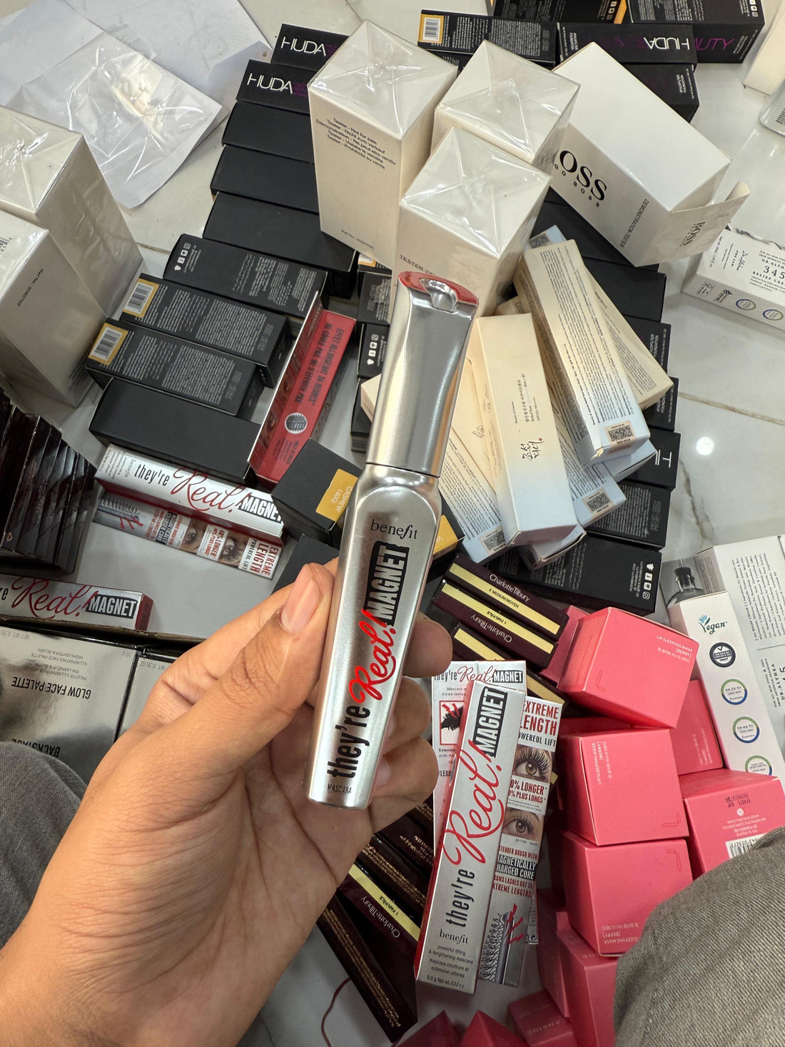 benefit They’re Real Magnet Extreme Lengthening and Powerful Lifting Mascara