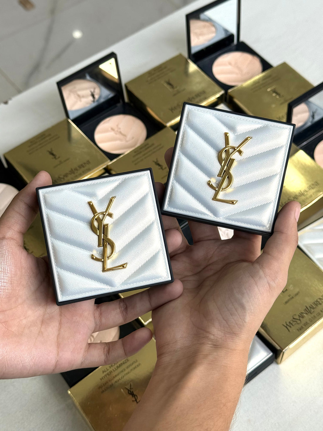 YSL All Hours Hyper Luminize highlighter
