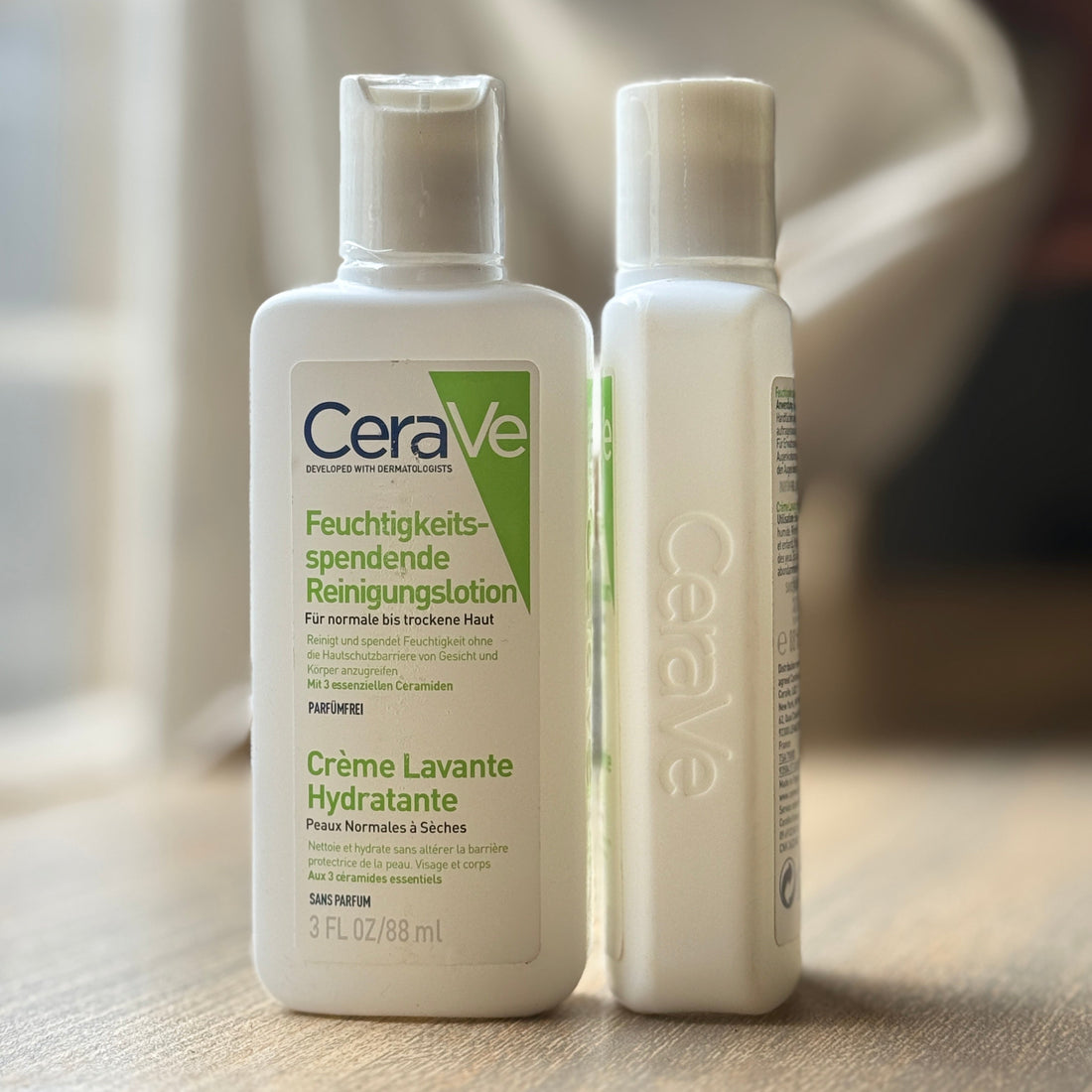 CeraVe Feuchtigkeitsspendende Reinigungslotion 88 ml