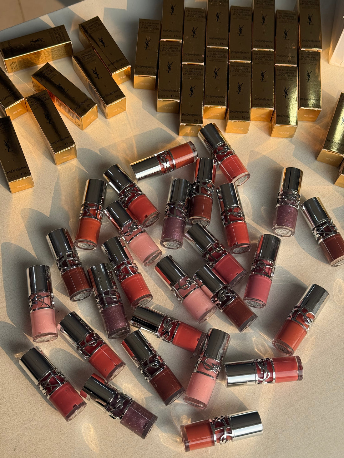 YSL LOVESHINE PLUMPING LIP OIL GLOSS