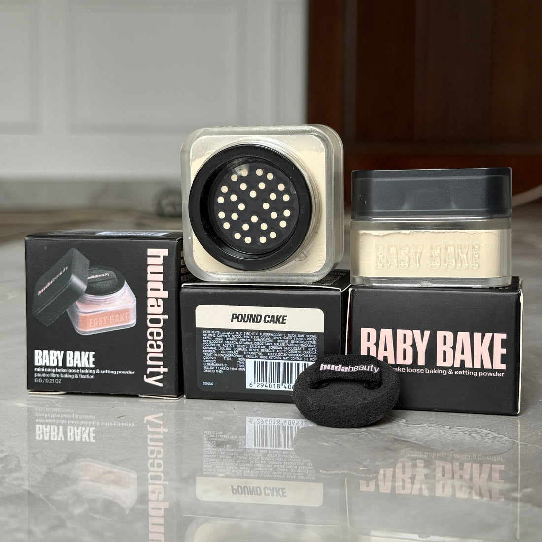 Huda Beauty MINI EASY BAKE LOOSE BAKING & SETTING POWDER