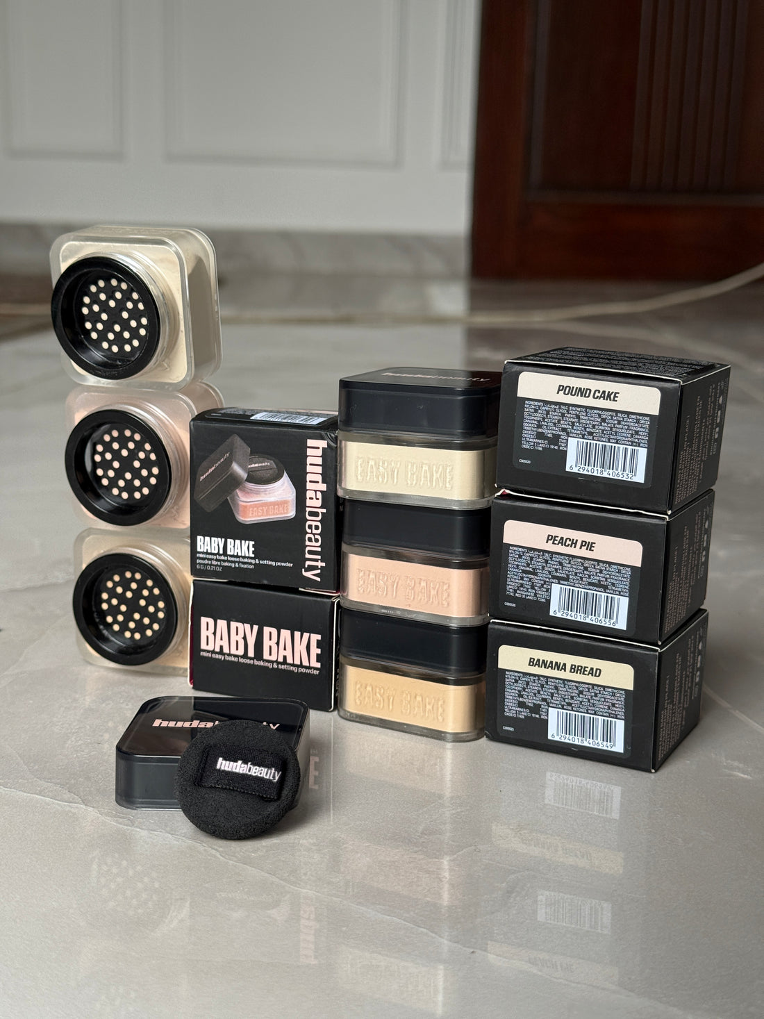 Huda Beauty MINI EASY BAKE LOOSE BAKING & SETTING POWDER