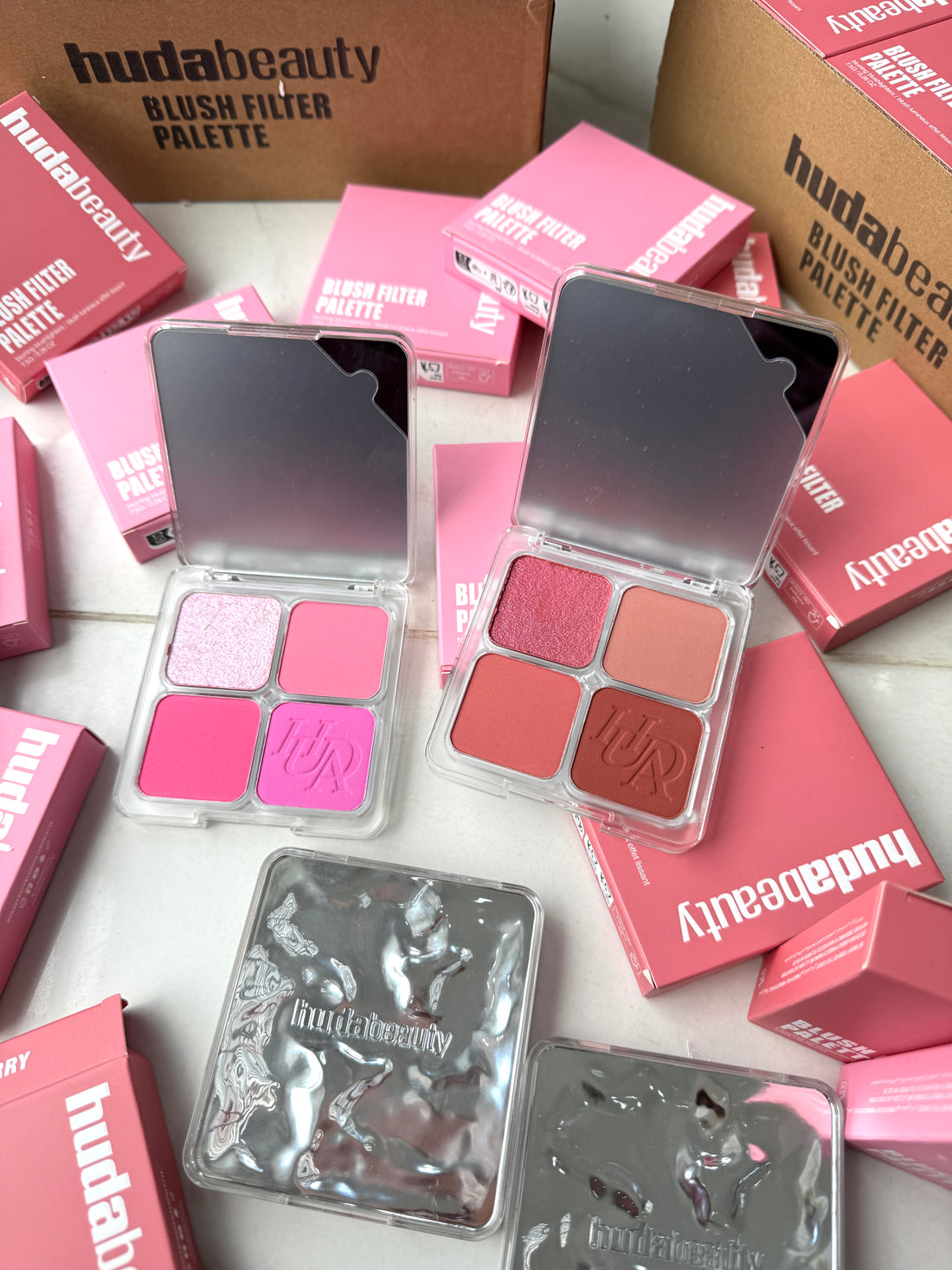 BLUSH FILTER BLURRING BLUSHLIGHTERS PALETTE