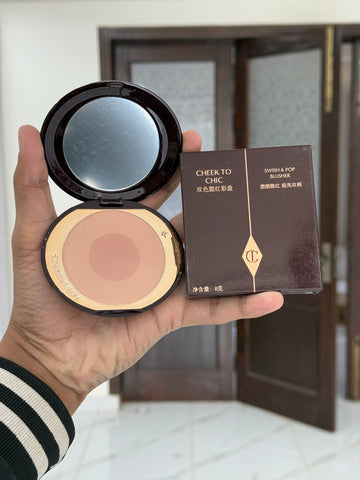 Charlotte Tilbury Pillow Talk Cheek to Chic Swish & Pop blusher shade (first love)