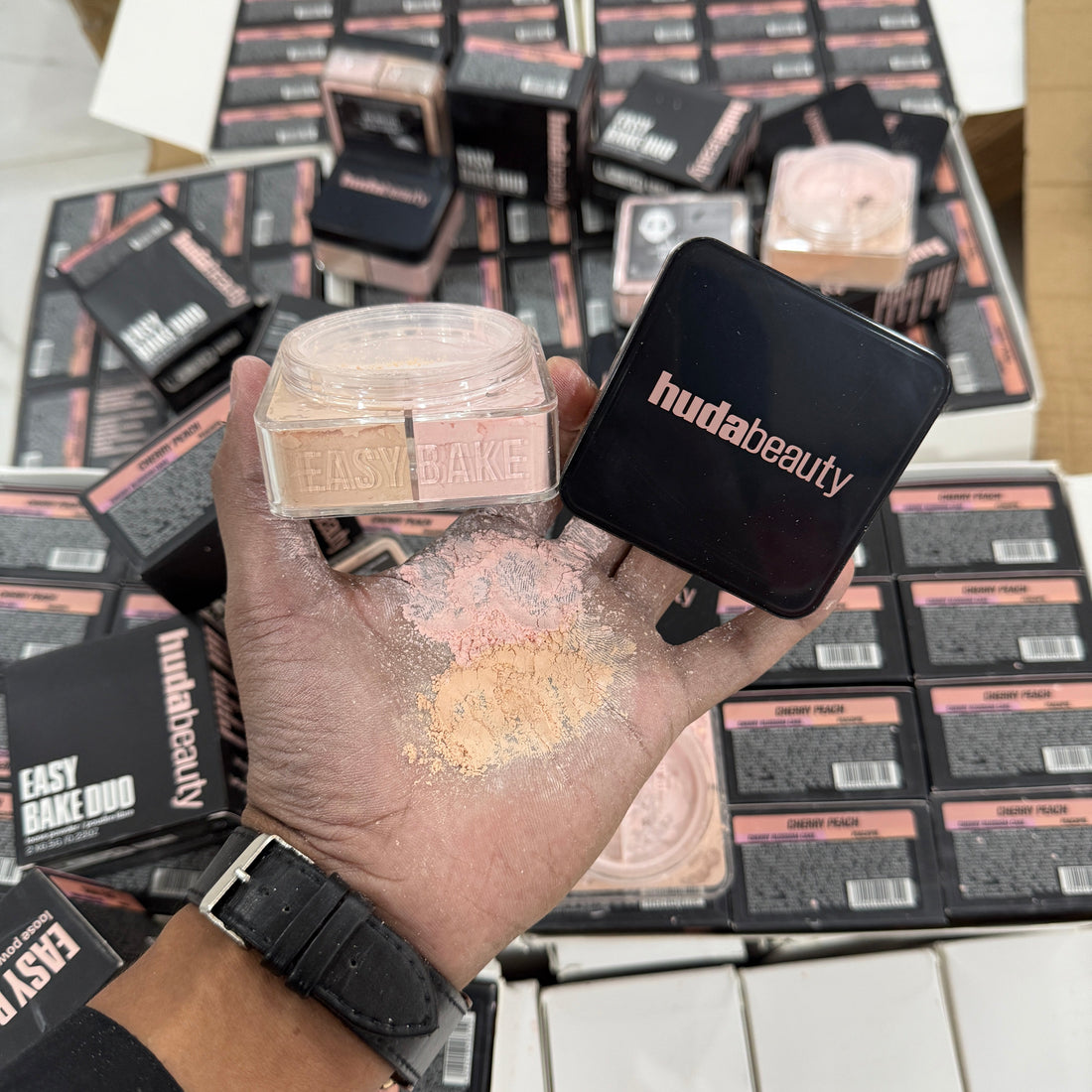 HUDA BEAUTY EASY BAKE DUO LOOSE POWDER "CHERRY PEACH"