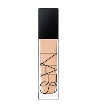 Nars Radiant Longwear Foundation-YUKON