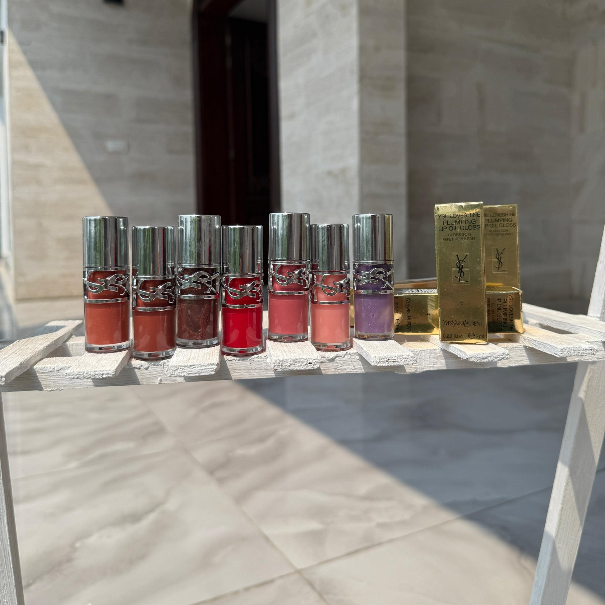 YSL LOVESHINE PLUMPING LIP OIL GLOSS - Main Image